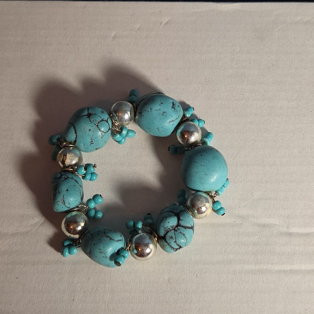 Chunky Faux Turquoise Silver Tone Stretch Bracelet Boho Y2K NWOT - Picture 16 of 16